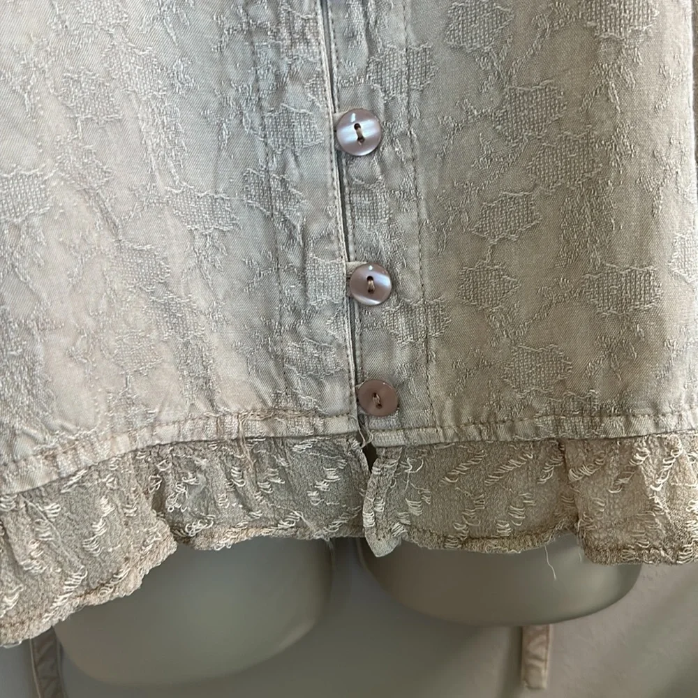 FLOWER | NWT | TOP | LARGE | BOHO | DRESSY | TAUPE